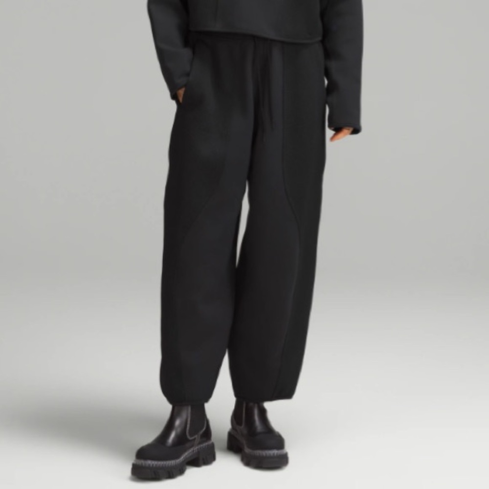 LULULEMON BARREL LEG PANTS